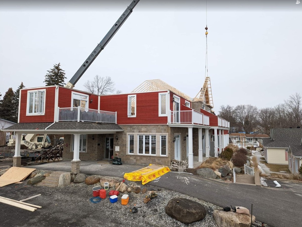 Nouvelle structure de toiture — Venise-en-Québec — Bâtir Plus inc.